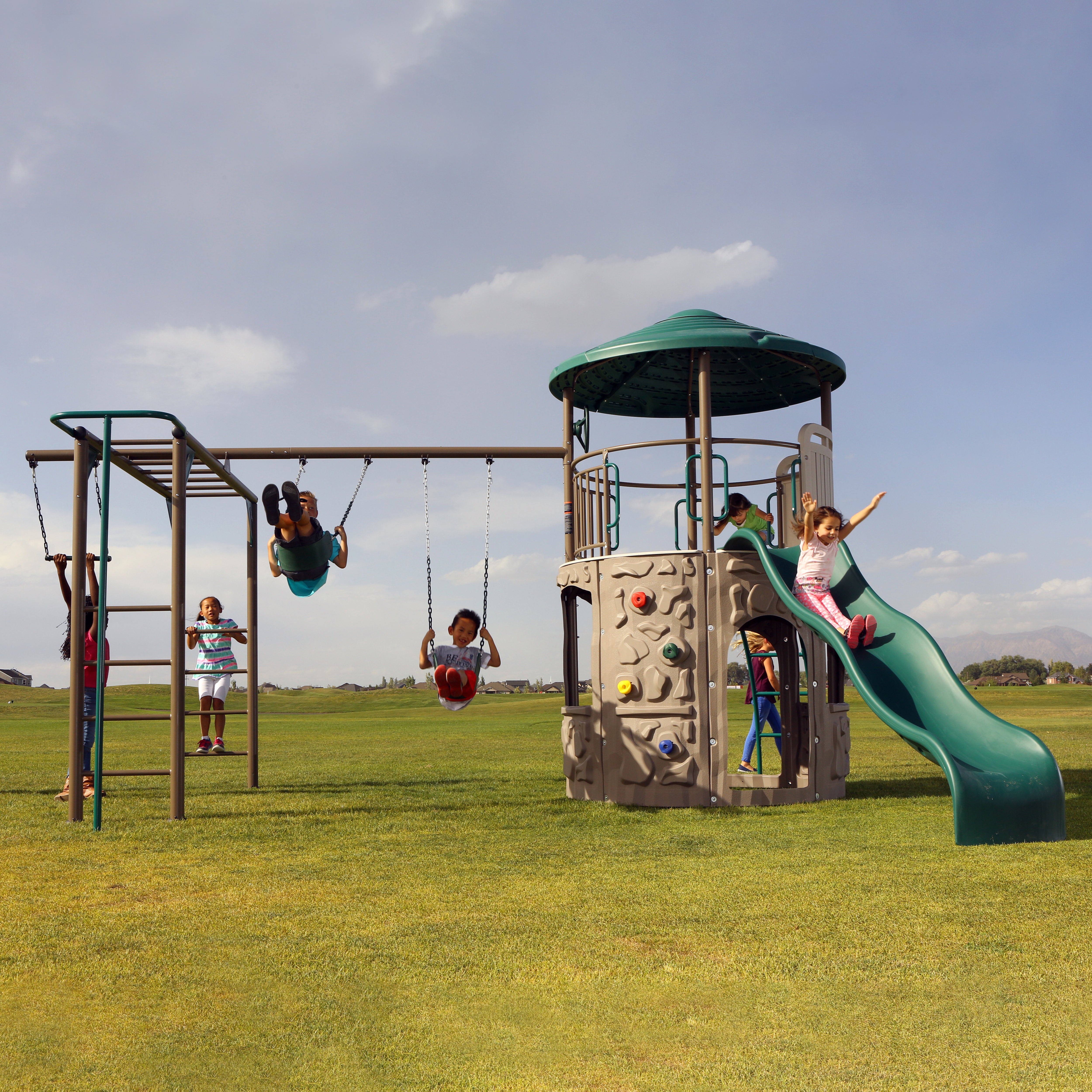 Lifetime Adventure Tower Deluxe - 91199